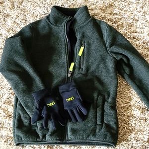 Boy's 32° Heat Fleece Jacket and Head Gloves Set